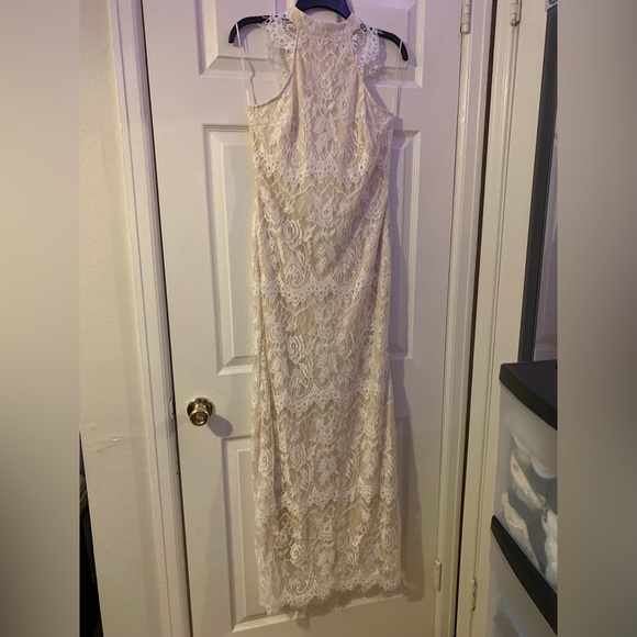 Off white wedding dress - Picture 3 of 3